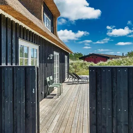 Ve126-vejers-strand-nordvej-126a * ויירס סטרנד