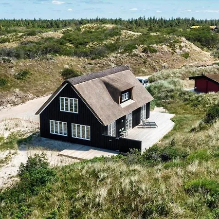 Ve126-vejers-strand-nordvej-126a * ויירס סטרנד